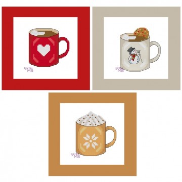 10 K 090. - Christmas mugs...